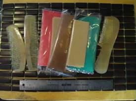 Pouch Soft n Smooth Protective Horn Combs etc.